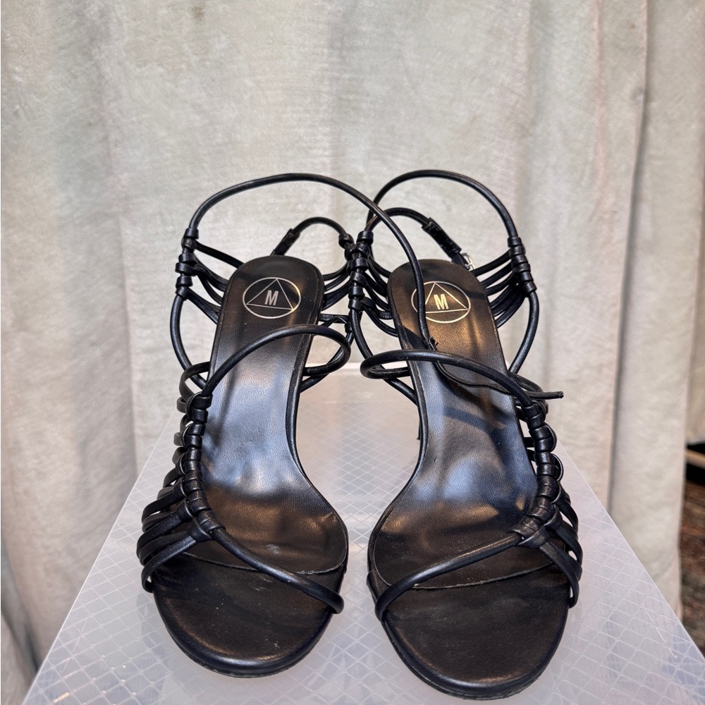 Black Strappy Heeled Sandals with Elegant Design